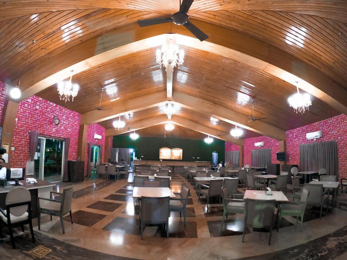 לונבלה Whispering Woods Resort מראה חיצוני תמונה