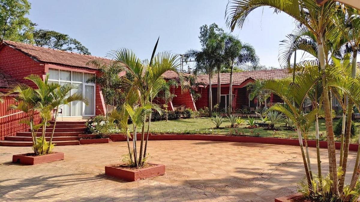 לונבלה Whispering Woods Resort מראה חיצוני תמונה